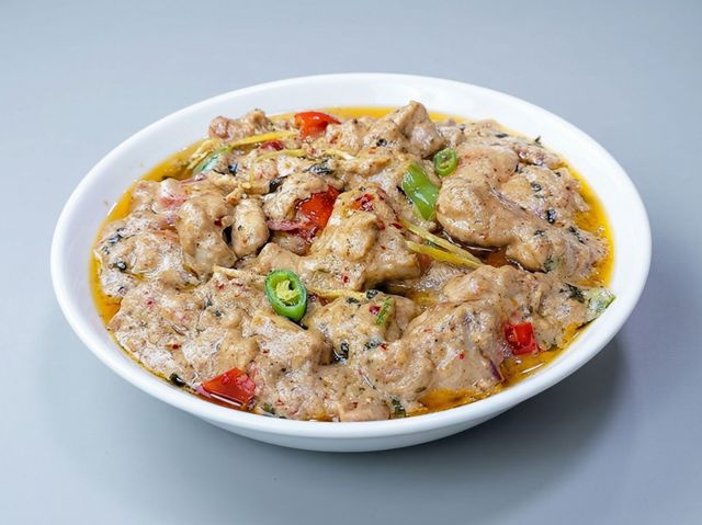 Tawa Chicken Makhni Boneless Karahi